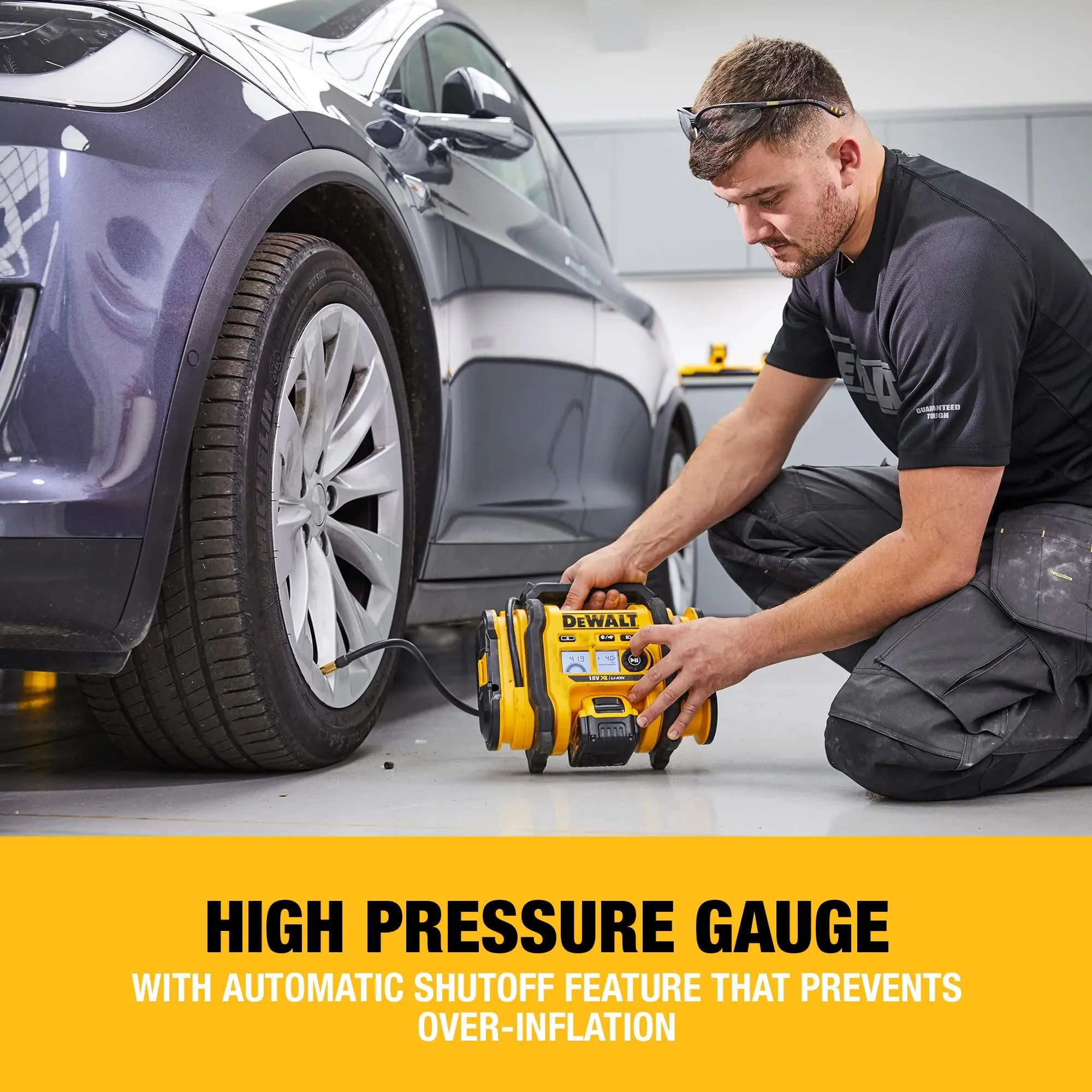 Cordless Tire Inflator | DeWalt Portable